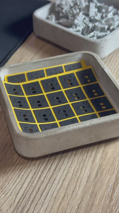 Betontray | Stackable Mini Trays